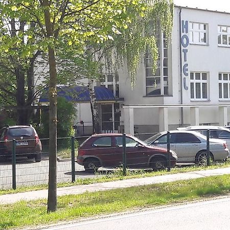 Amarillo Hotel Velten Esterno foto